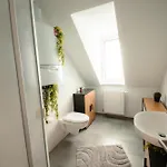 Evelyns Apartment, Nahe Der Therme Und Dem Zentrum, Privat Parkplatz, Balkon, Highspeed-wlan Daire