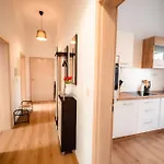 Evelyns Apartment, Nahe Der Therme Und Dem Zentrum, Privat Parkplatz, Balkon, Highspeed-wlan Daire Bad Kissingen