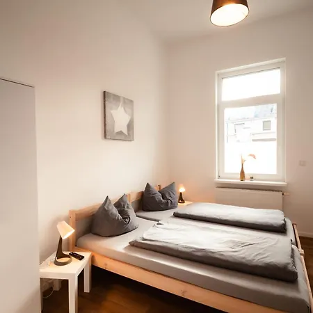 דירה Evelyns Apartment, Nahe Der Therme Und Dem Zentrum, Privat Parkplatz, Balkon, Highspeed-wlan באד קיסינגן