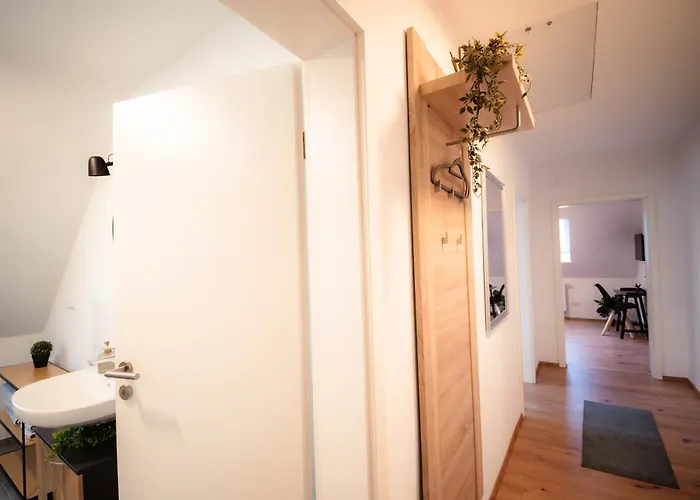 Evelyns Apartment, Nahe Der Therme Und Dem Zentrum, Privat Parkplatz, Balkon, Highspeed-wlan Апартаменты Бад-Киссинген