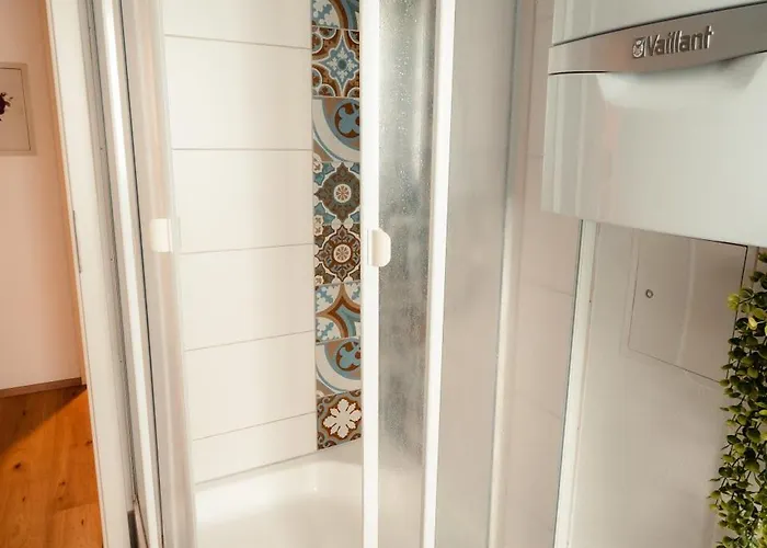 Evelyns Apartment, Nahe Der Therme Und Dem Zentrum, Privat Parkplatz, Balkon, Highspeed-wlan *