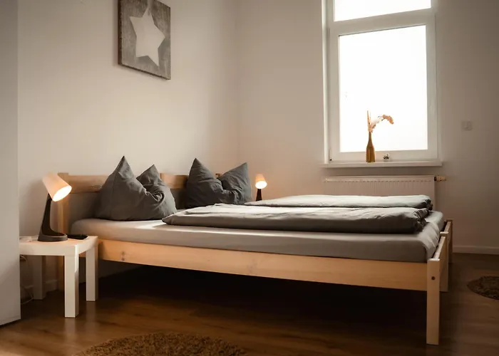 Апартаменты Evelyns Apartment, Nahe Der Therme Und Dem Zentrum, Privat Parkplatz, Balkon, Highspeed-wlan Бад-Киссинген