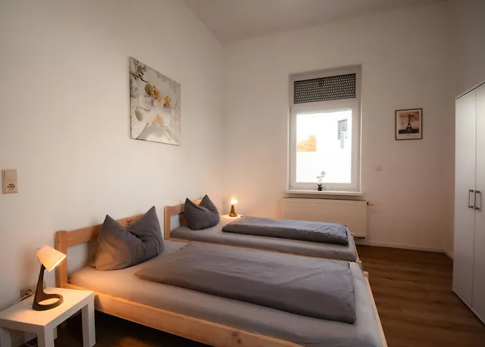Evelyns Apartment, Nahe Der Therme Und Dem Zentrum, Privat Parkplatz, Balkon, Highspeed-wlan * Бад-Киссинген