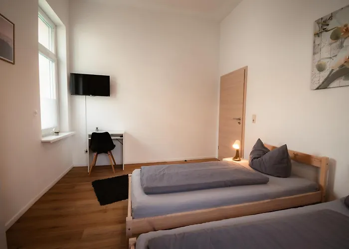 Evelyns Apartment, Nahe Der Therme Und Dem Zentrum, Privat Parkplatz, Balkon, Highspeed-wlan