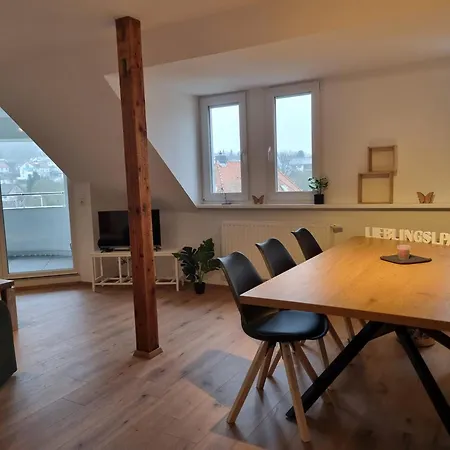 Apartment Evelyns Apartment, Nahe Der Therme Und Dem Zentrum, Privat Parkplatz, Balkon, Highspeed-wlan