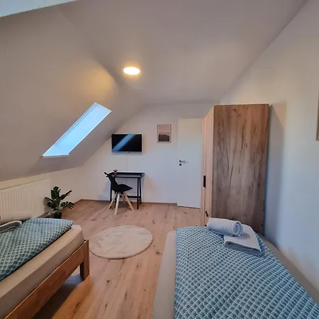 Apartment Evelyns Apartment, Nahe Der Therme Und Dem Zentrum, Privat Parkplatz, Balkon, Highspeed-wlan Bad Kissingen