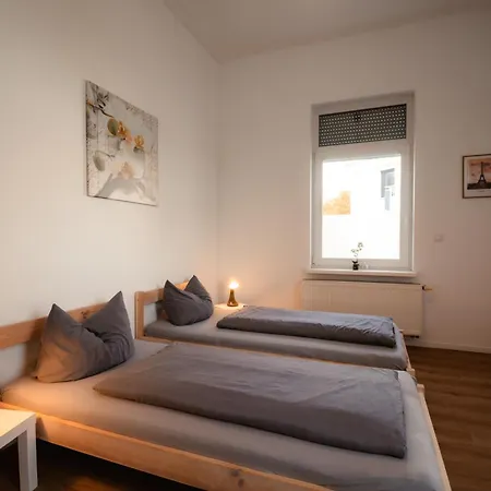 Evelyns Apartment, Nahe Der Therme Und Dem Zentrum, Privat Parkplatz, Balkon, Highspeed-wlan * Bad Kissingen